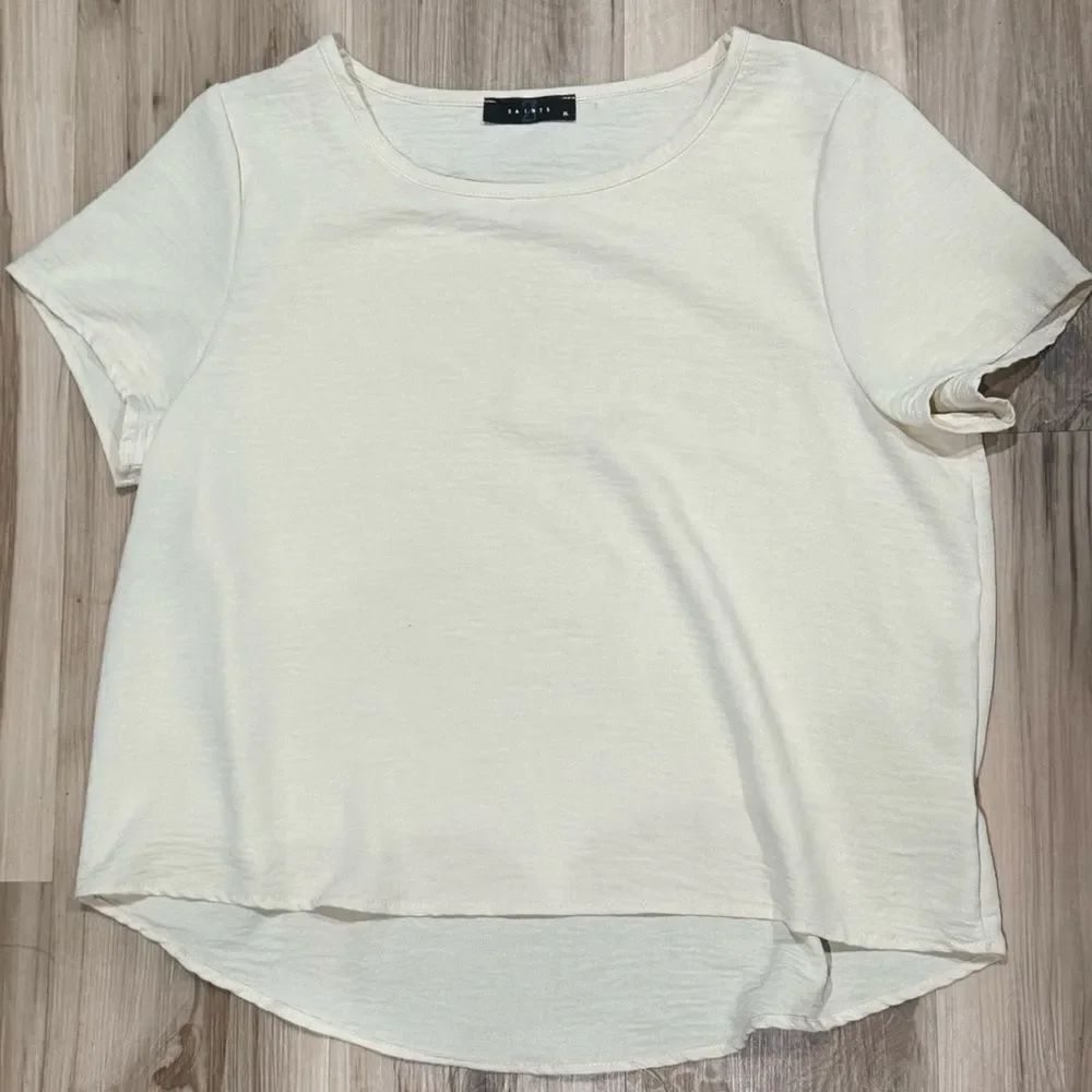 21 Saints Cream Lightweight Short Sleeve Shirt Women’s XL